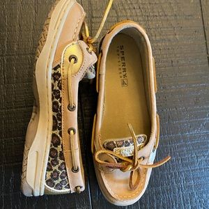 Sperry Boat Shoe Size 4(Fits a Woman’s Size 6)